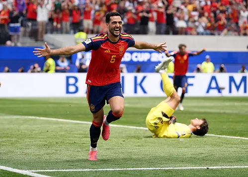 España se cita con Francia en semifinales tras tumbar a Bélgica con un gol decisivo de Mikel Merino (2-1)