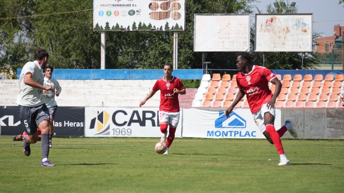 La Gimnástica Segoviana empata en el descuento ante el RSD Alcalá (1-1) en su cuarto amistoso de pretemporada