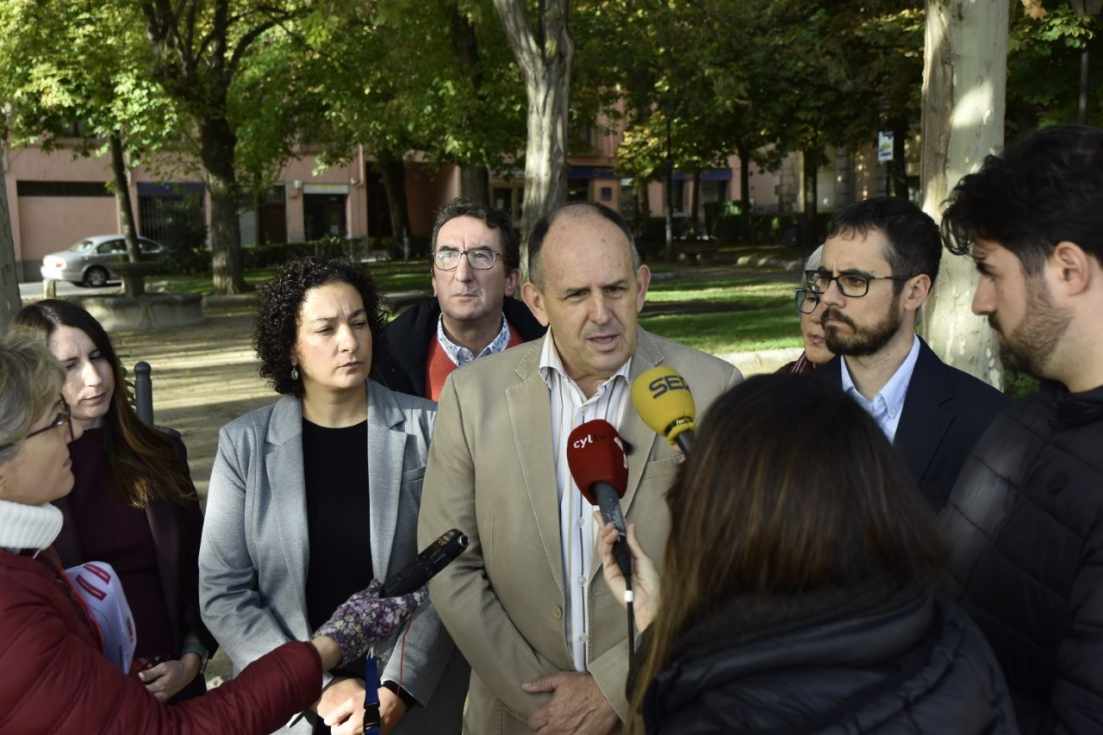 El PSOE de Segovia registra su candidatura al Congreso para el 29 de noviembre, encabezada por José Luis Aceves