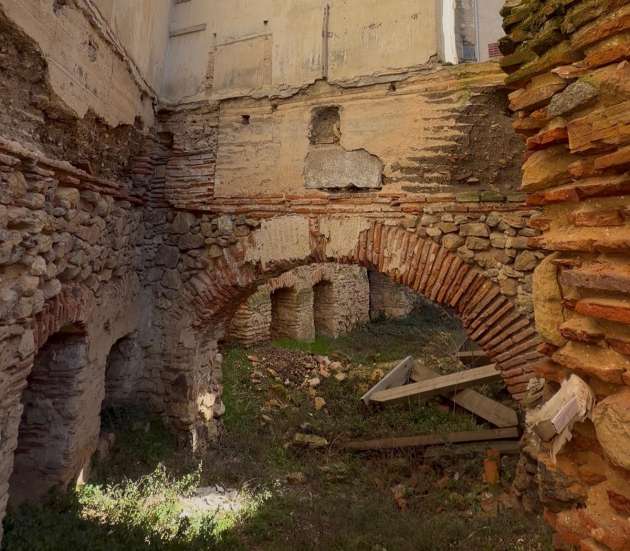 Vendidos el antiguo Hotel Victoria y su solar en la Plaza Mayor con el compromiso de su rehabilitación