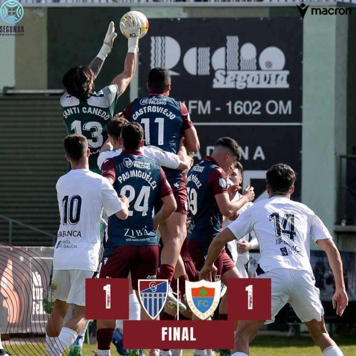 La Segoviana firma tablas ante el Bergantiños tras rozar la victoria en el tramo final