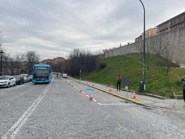 Segovia reorganiza el estacionamiento en Vía Roma y Padre Claret para mejorar la movilidad
