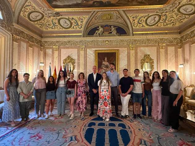 Daniela Cecilia García, del barrio de Torredondo, elegida alcaldesa de las Ferias y Fiestas de San Juan y San Pedro 2026