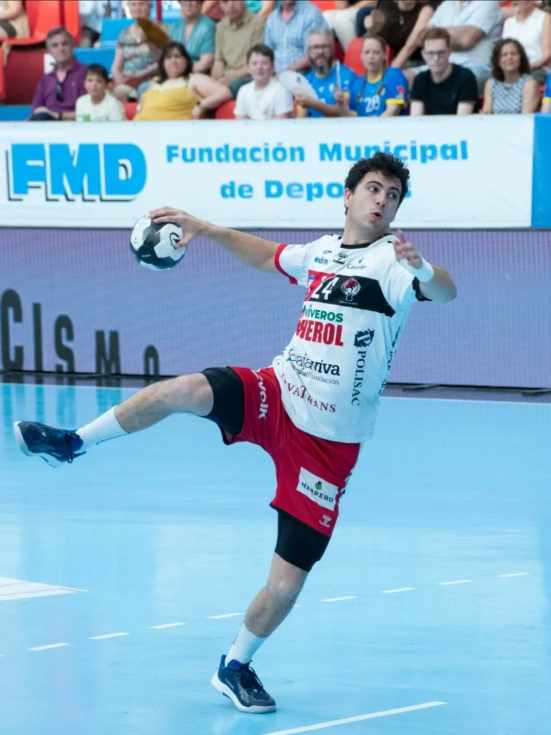 Viveros Herol BM Nava cae por la mínima ante el Atlético Valladolid (36-35) y se jugará la permanencia en el play-down