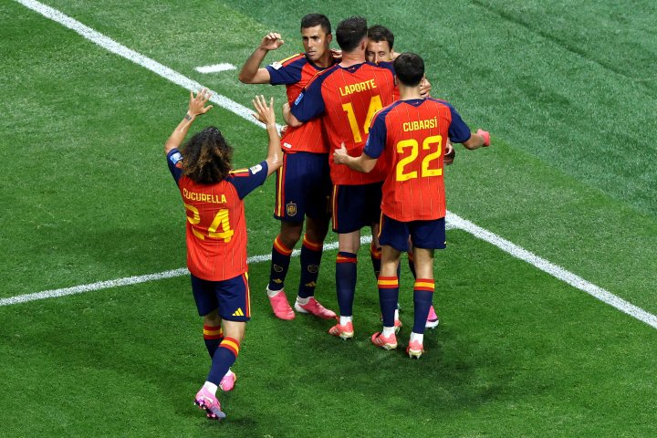 España golea 4-0 a Arabia Saudí y se coloca líder del Grupo H tras un doblete de Oyarzabal y goles de Lamine Yamal y Cucurella