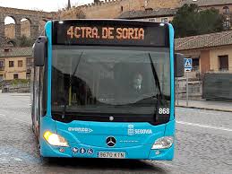 Segovia activa un servicio lanzadera gratuito desde el Acueducto hasta San Marcos para el Picnic Day y el espectáculo de drones del 13 de junio
