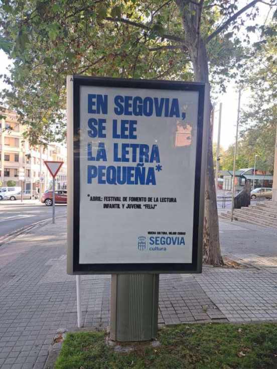 Cultura lanza una creativa campaña en mupis para visibilizar la amplia oferta cultural