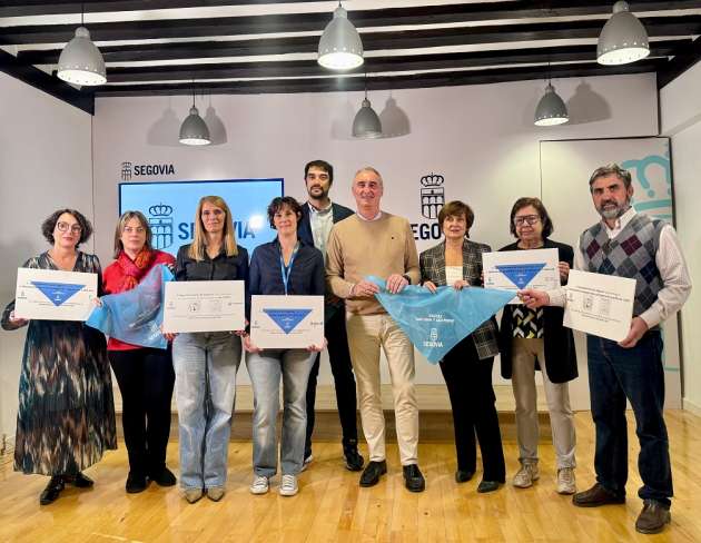 El Ayuntamiento de Segovia reparte casi 8.000 euros entre asociaciones locales gracias a las campañas solidarias de las Ferias y Fiestas 2025