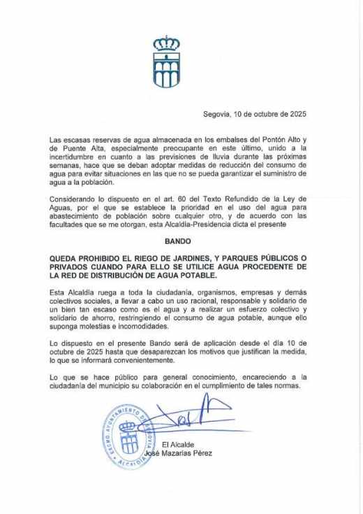 El Ayuntamiento de Segovia prohíbe el riego de jardines y parques con agua potable ante la escasez de reservas