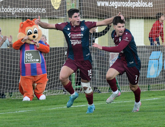 La Gimnástica Segoviana consigue su tercera victoria en casa frente a un fuerte Coruxo CF