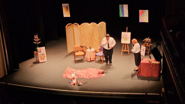 Éxito de público en el Teatro Juan Bravo con la representación de Un error de vida o muerte del grupo Los Tomillares de Veganzones